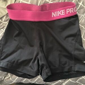 Nike Pros Size: S